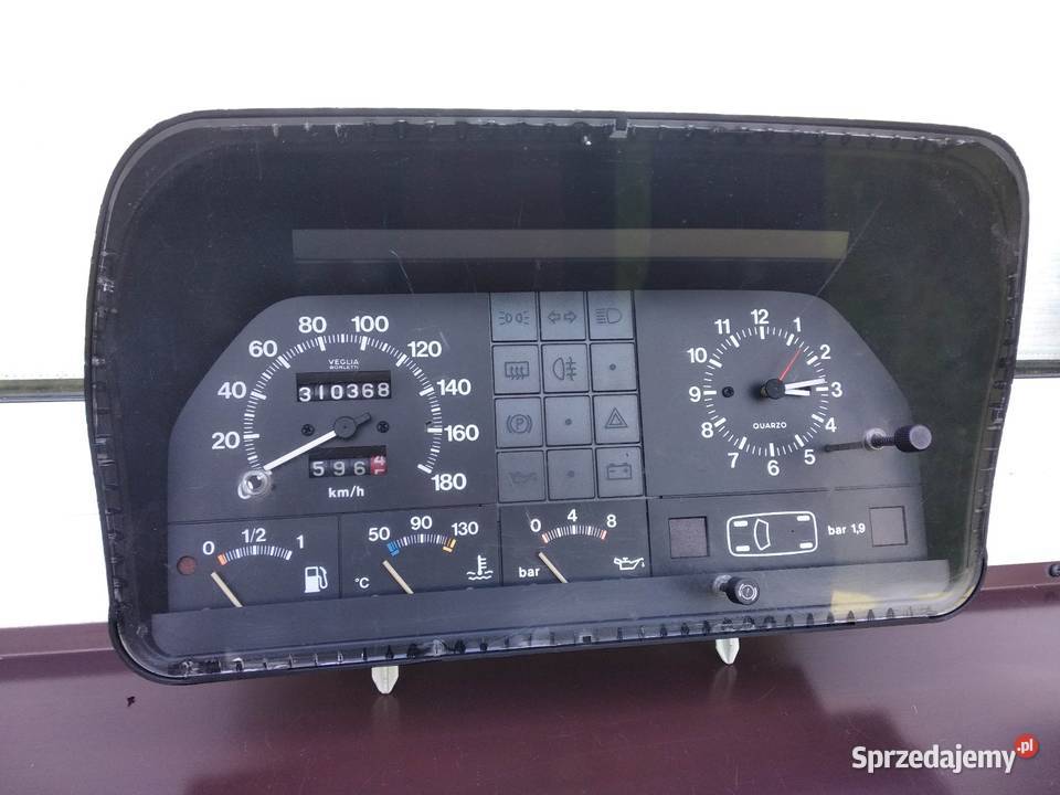 Fiat Uno I 1 licznik zegary prędkościomierz osobowe Sieradz