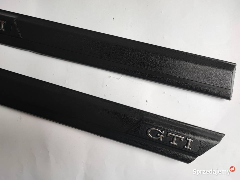 Listwa błotnika Volkswagen Golf III GTI Lipno