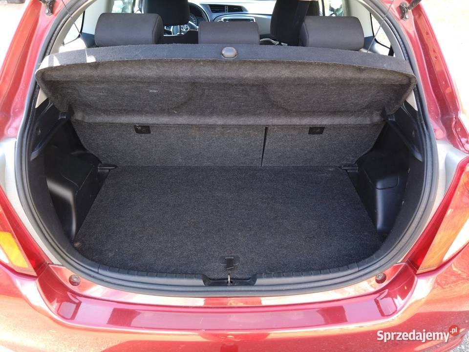 TOYOTA YARIS niski przebieg nieuszkodzony Świnoujście