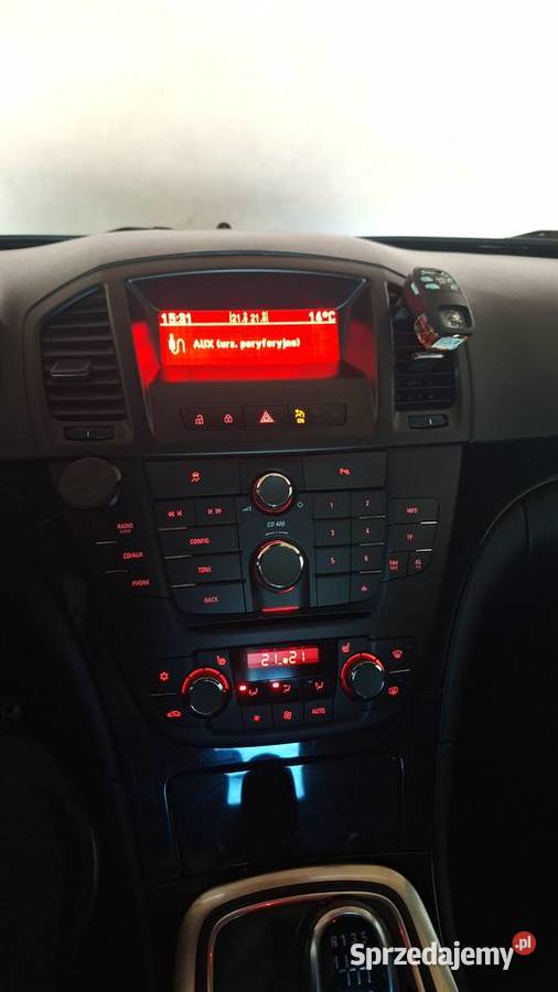 INSIGNIA 16T 180 LPG 2013r alufelgi 18 Tomaszów Mazowiecki sprzedam