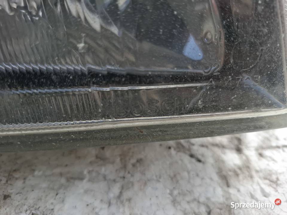 Lampa Prawa Przód Audi A4 B5 Bosch Pozostałe