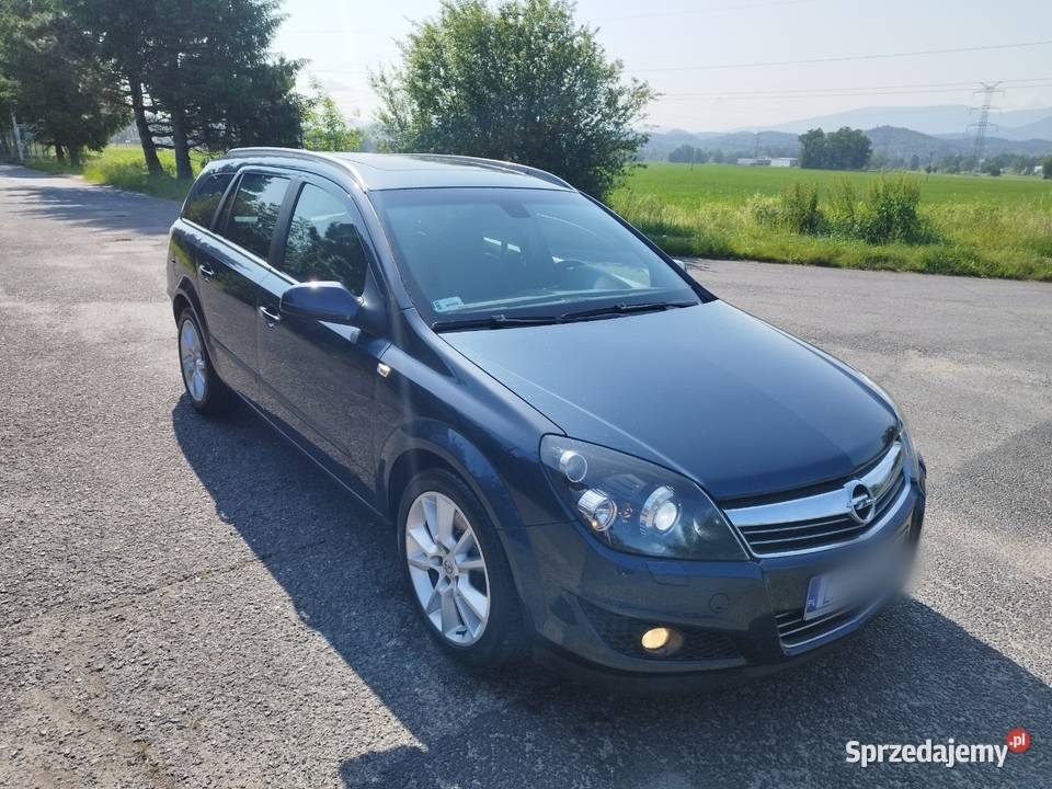 Opel Astra H kombi 19 CDTI 150 bogata wersja bez czujnik deszczu sprzedam