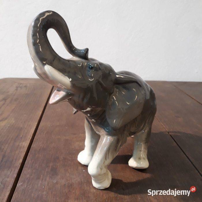 Słoń zabytkowa figurka porcelanowa sygnowana Olkusz