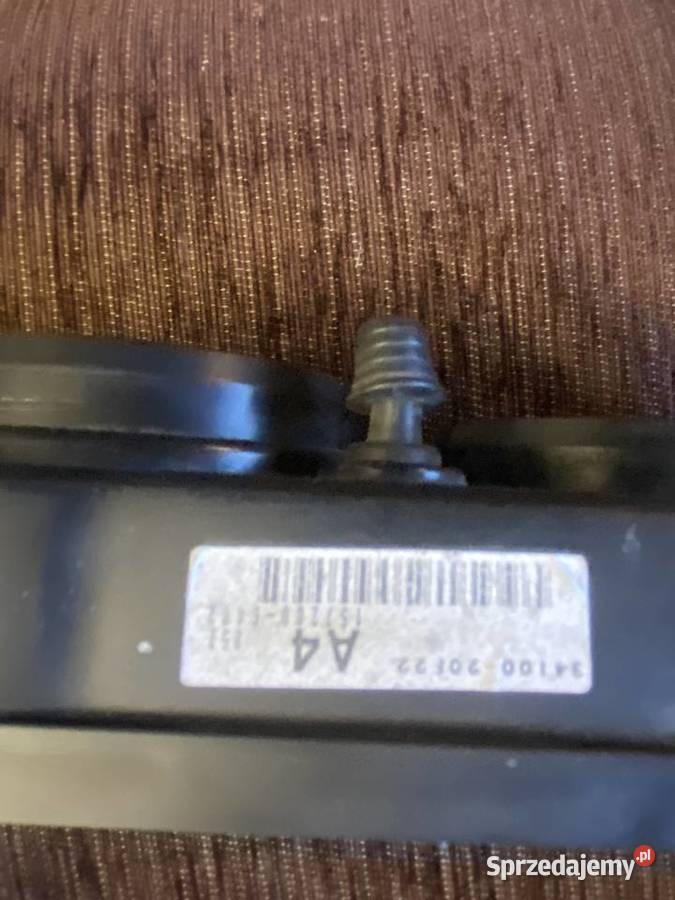licznik obrotomiwrz SUSUKI SV 650 650cm3 Czerniki sprzedam