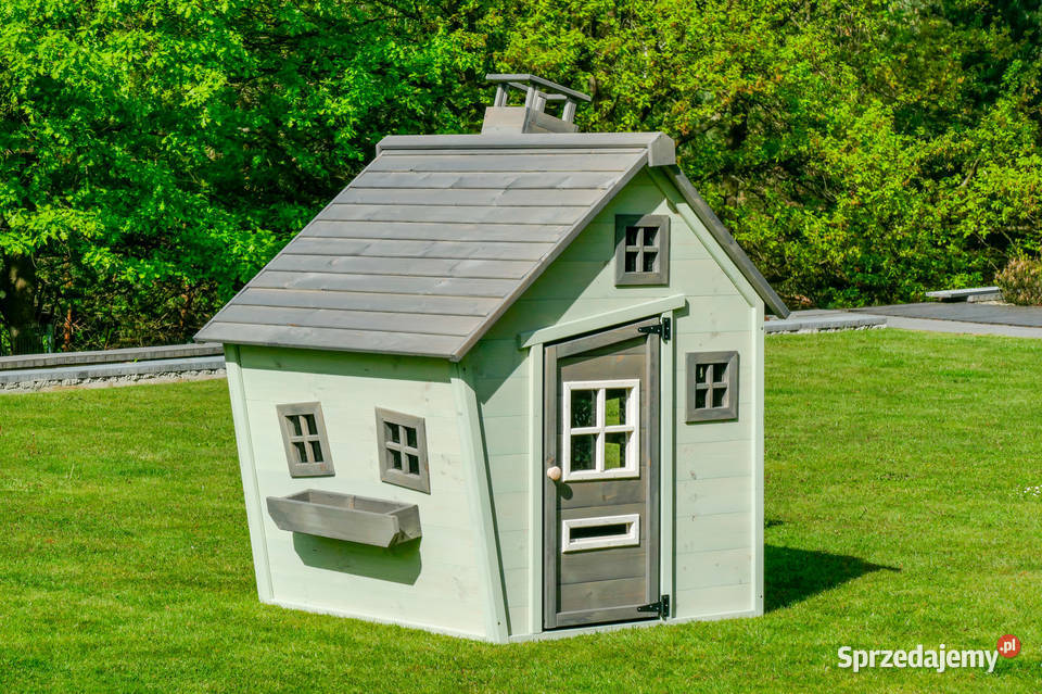 Drewniany domek ogrodowy skośny
