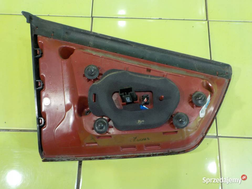 KIA NIRO I 16 GDI aut 19r KOMBI lampa prawa tyl Suków