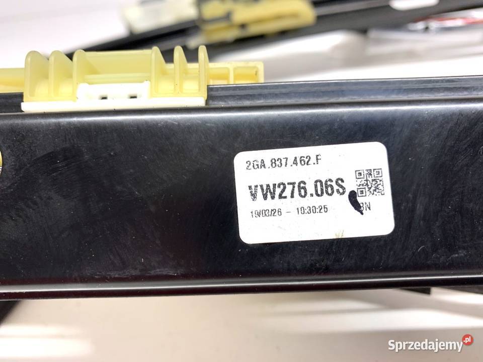 PODNOŚNIK SZYBY PRAWY PRZÓD VW TROC 2GA837462F Części samochodowe