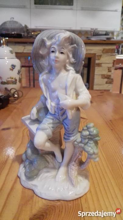 Figurka młodzieniec Nysa