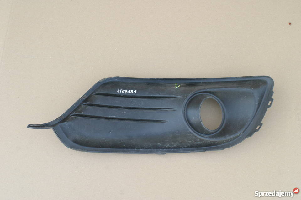 RENAULT MEGANE 3 III KRATKA OBUDOWAHALOGENU osobowe lubuskie Bieleń