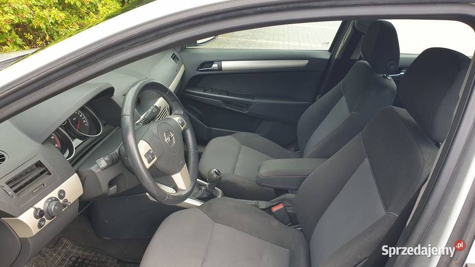 Opel Astra H 2008 r Spalanie 5L Silnik 17 mazowieckie sprzedam