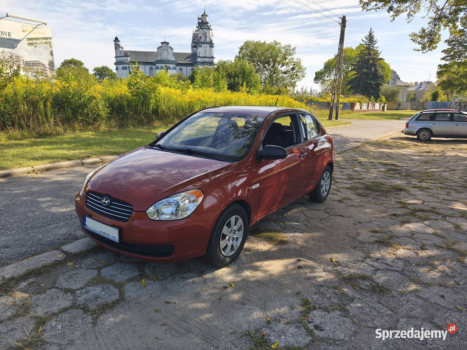 Hyundai Accent z niskim przeniegiem 75000 podlaskie Białystok
