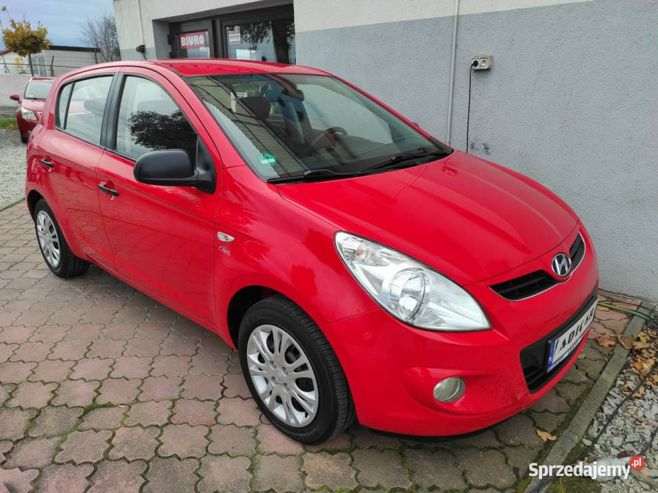 Hyundai i20 14 benzyna klima podgrz fotele nieuszkodzony Motoryzacja Racibórz