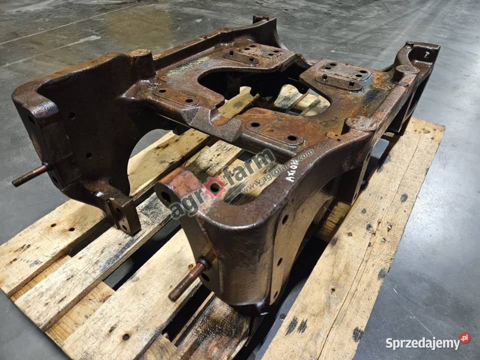 Wspornik osi przedniej Claas Axion 850 840 810 Byków