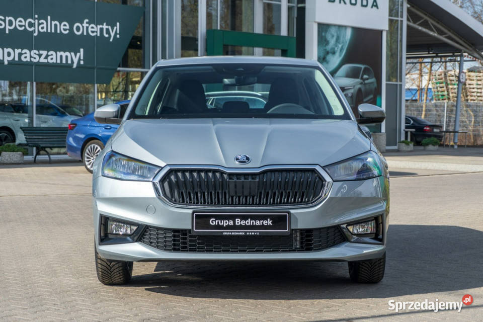 koda Fabia Essence 10 MPI 80 Dostępny ręki IV Fabia łódzkie Łódź