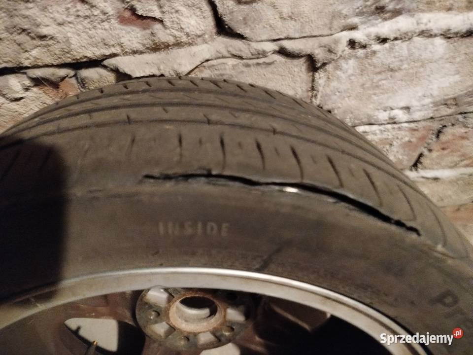 Volkswagen Shran alufelgi z oponami 17 KOMPLET Samochodowe małopolskie Oświęcim