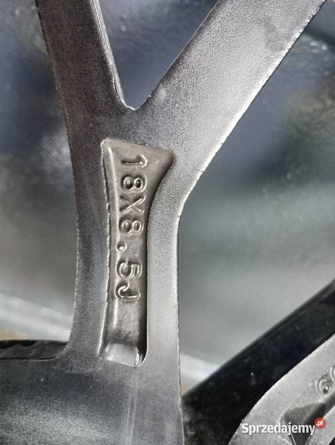 4 FELGI FORGED BMW 18x85J z oponami aluminiowe Samochodowe Jaworzno