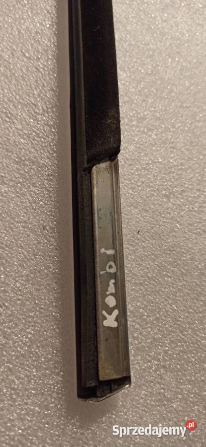 Listwa drzwi szyby Bmw e61 tył zewnętrzna Lewa Dębica