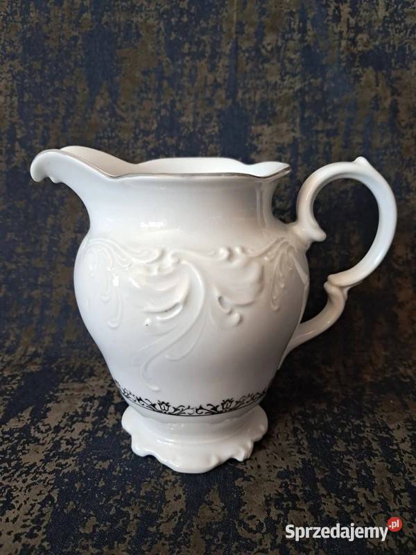 Dzbanek do wody mleka Wawel Skwierzyna