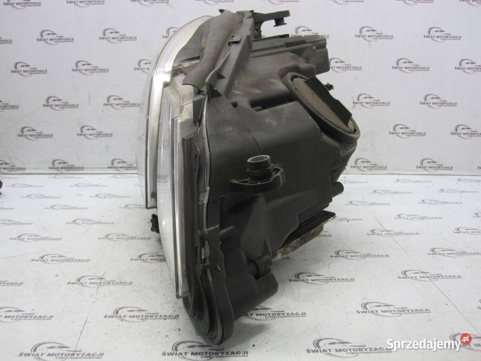 MERCEDES E IV W212 12r lampa prawa przód świętokrzyskie
