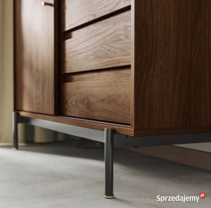 Szafa w kolorze brązowy orzech Poznań
