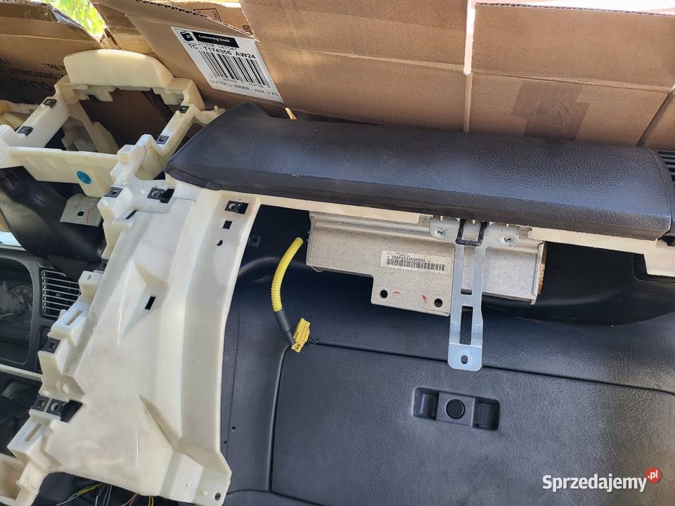 Kia sorento 25 crdi automat konsola kokpit deska Pułtusk