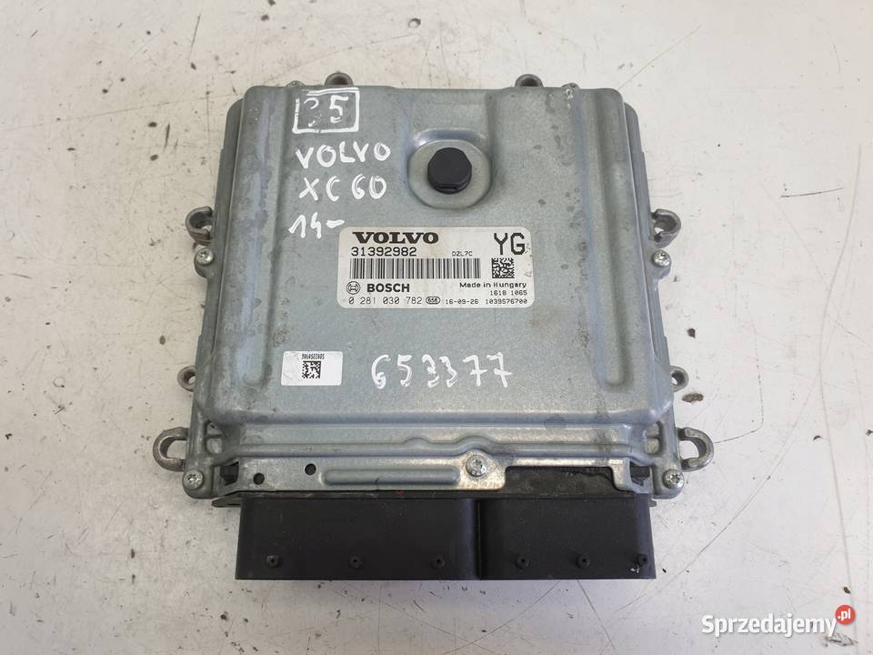 Volvo XC60 24 D5 STEROWNIK SILNIKA 0281030782