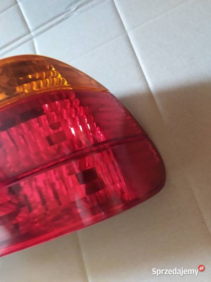 Bmw 7 e38 lift lifting lampa prawa tyl tylna Ksawerów