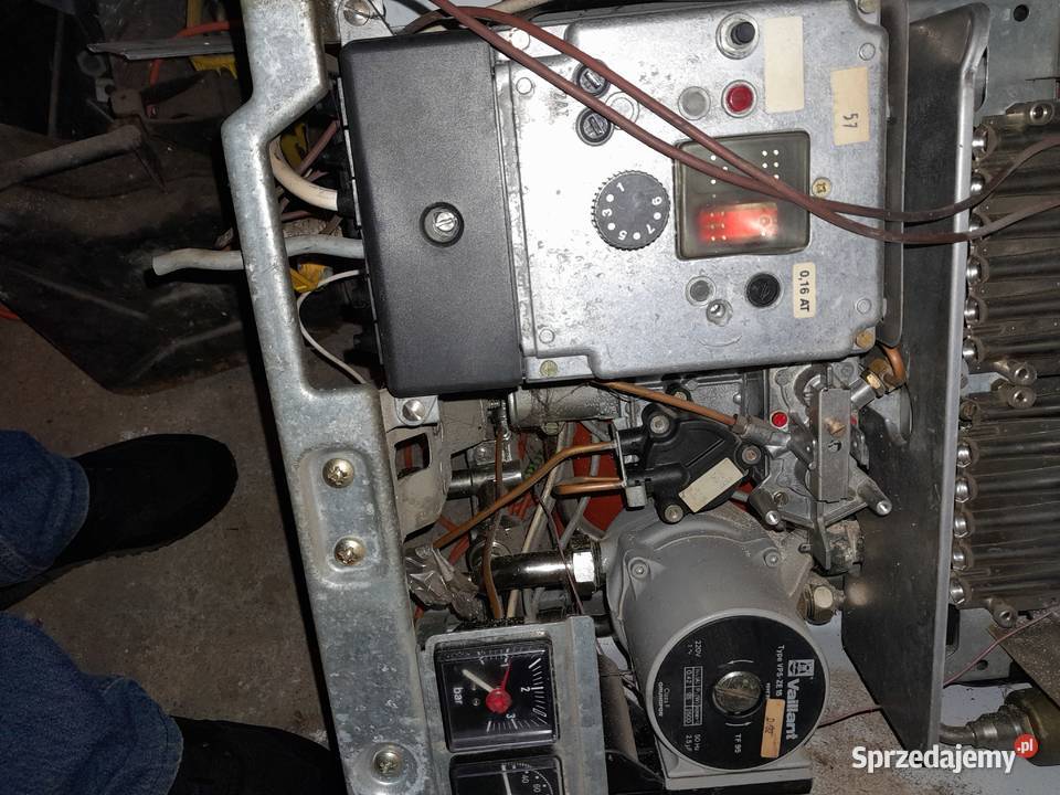 Sprzedam piec jednofukcyjny vaillant vc 180 xeu