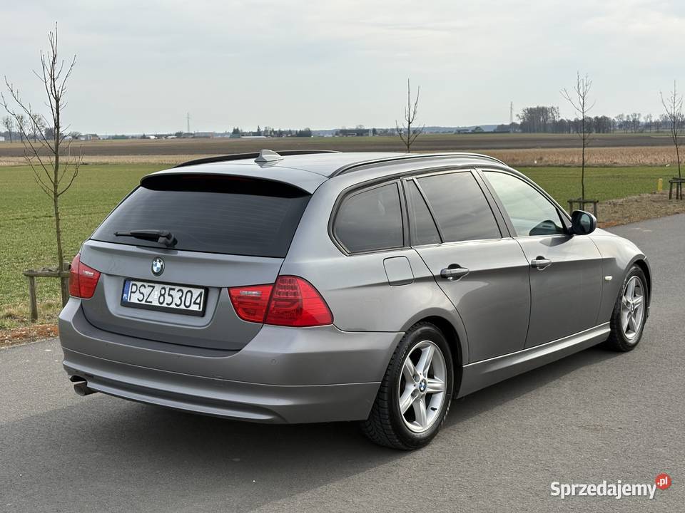 BMW Seria 3 E91 LCI biXenon PDC nawigacja CIC 240000km Stróżki