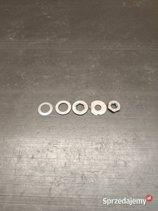 Nakrętka podkładka dystans kosz sprzęgłowy Gołaczewy