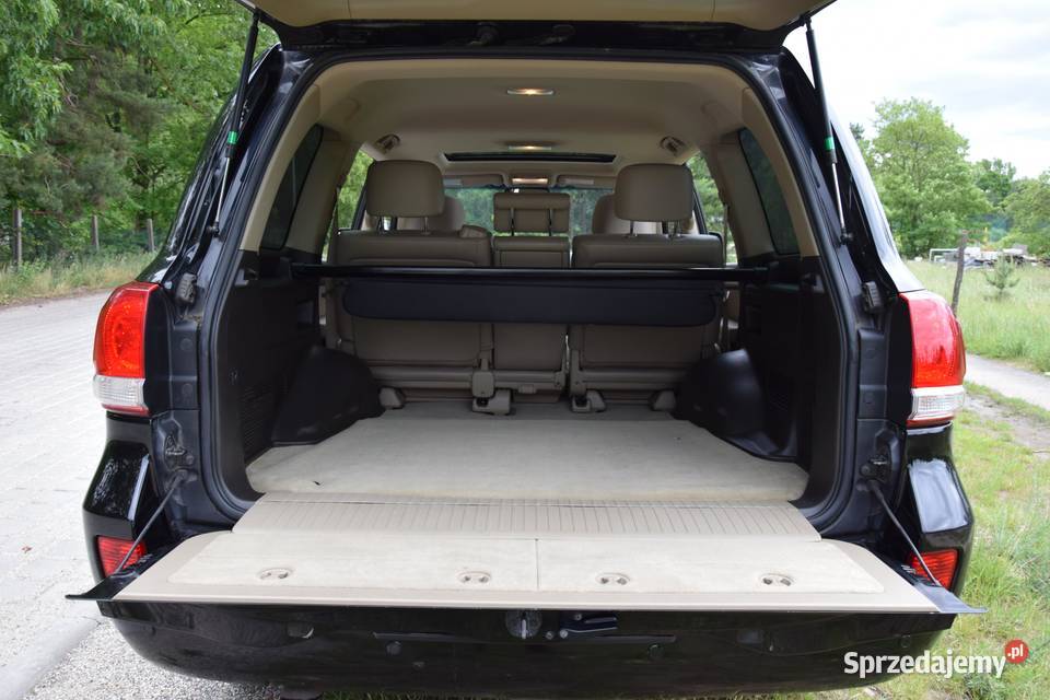 TOYOTA LAND CRUISER 200 45 V8 DIESEL SALON Zielona Góra