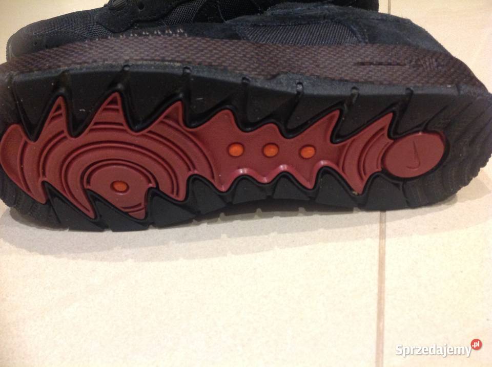 Sneakersy Damskie NIKE AIR FORCE WILD 40 Czarne tkanina Nowa Sól