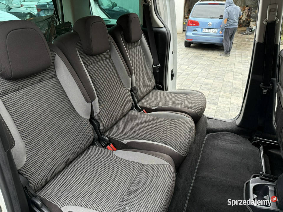 Peugeot Partner NOWY ROZRZĄD Zadbany z światła przeciwmgielne Partner Poznań sprzedam