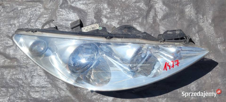 LAMPA PRAWA REFLEKTOR PRAWY PRZÓD PEUGEOT 308 Lampy przednie