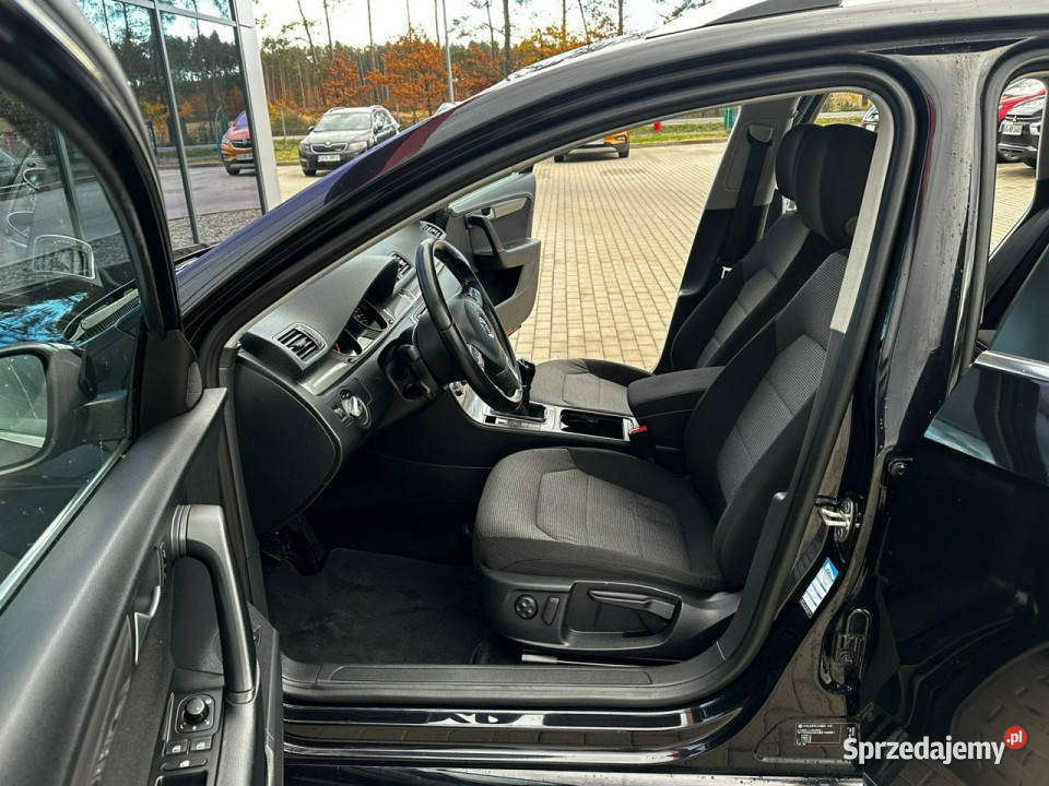 Volkswagen Passat Navi Xenon Tempomat Grzane VAT marża Kąty Opolskie