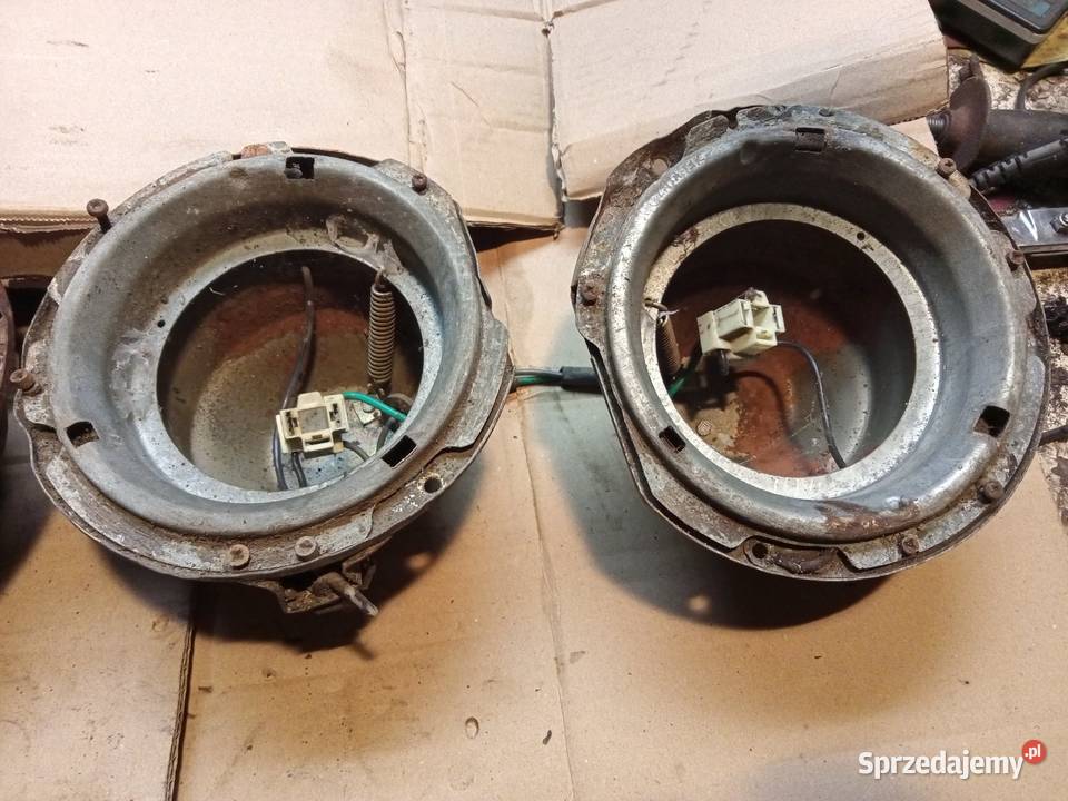 Fiat 125p garnki mocowania lampy przednie ramki Stalowa Wola