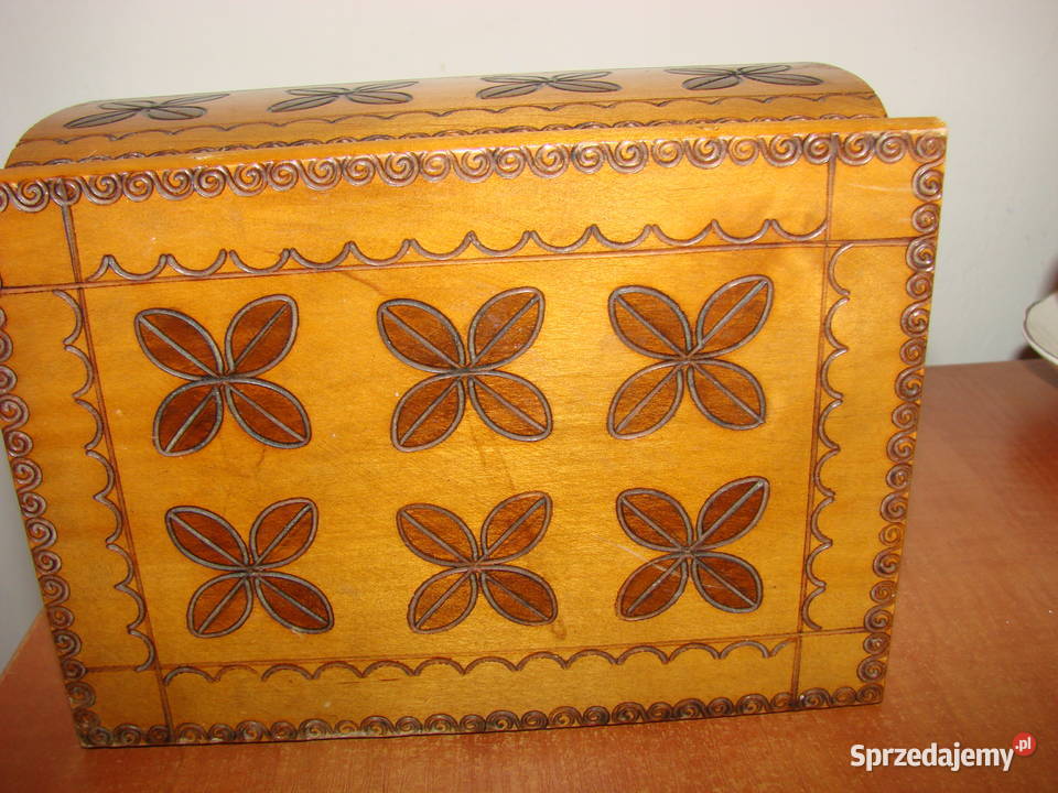 drewniana skrzynka dekoracyjna PRL Pruszcz Gdański
