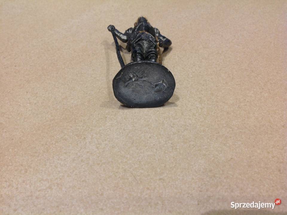 Stara Cynowa Figurka Rycerza Nowa Sól