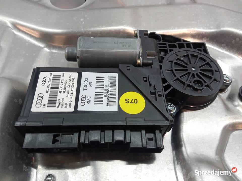 MECHANIZM SZYBY PRAWY TYŁ 4E0839850 4E0959802A