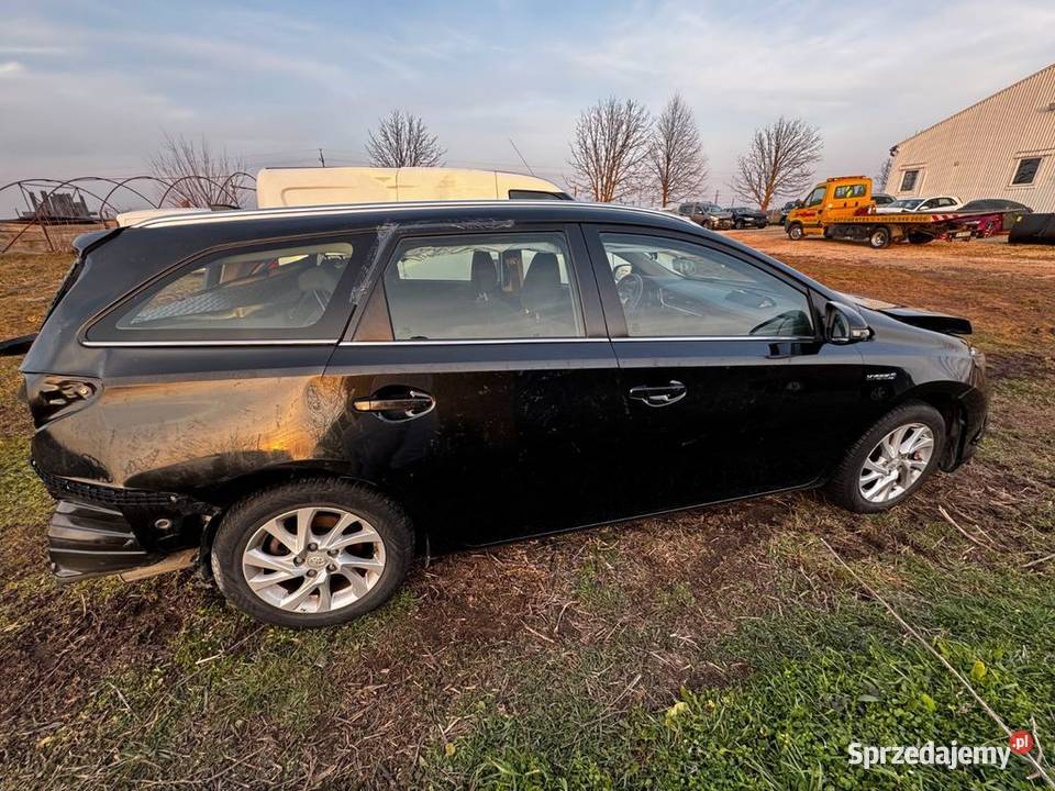 TOYOTA AURIS II 18HYBRYDA 2017R małopolskie Tarnów