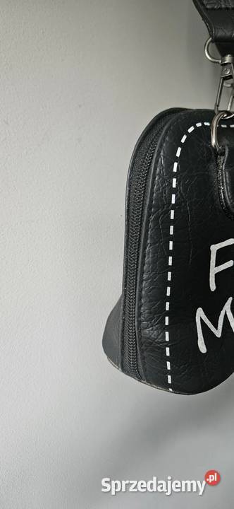 Czarna torebka listonoszka Gorzów Wielkopolski