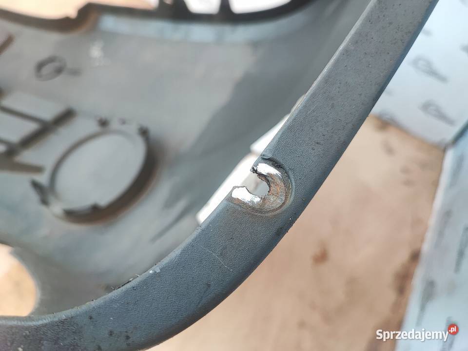 RENAULT TRAFIC II LIFT 08r zderzak przód Kielce