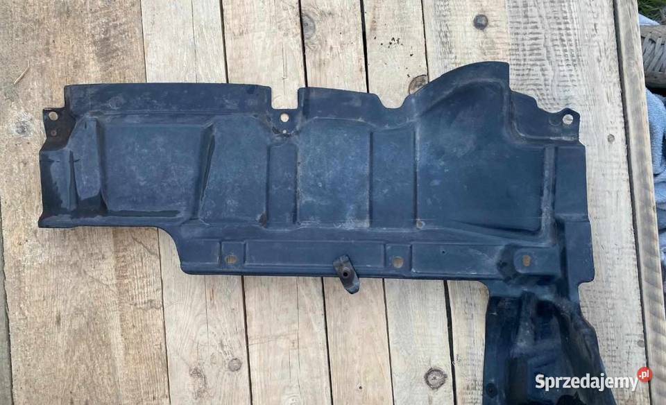 Toyota Corolla Verso AR10 2006 Osłona dolna Łagiewniki