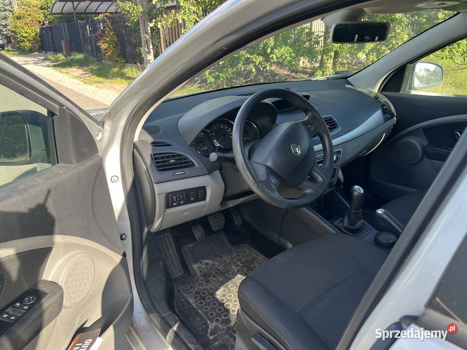 Renault Megane III 211 sprawne ekonomiczne nieuszkodzony Marki sprzedam