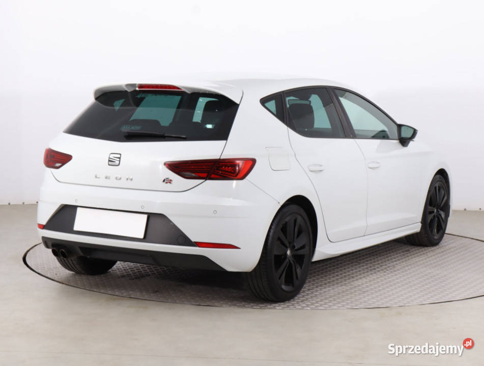 Seat Leon 14 TSI Rok produkcji 2017 Piaseczno