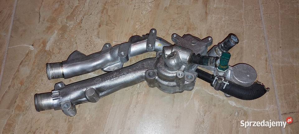 Obudowa termostatu 30 V6 Peugeot Citroen Renault