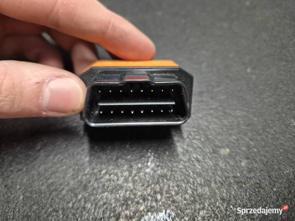 Interfejs Konnwei pomarańczowy ELM327 OBD2 sprzedam