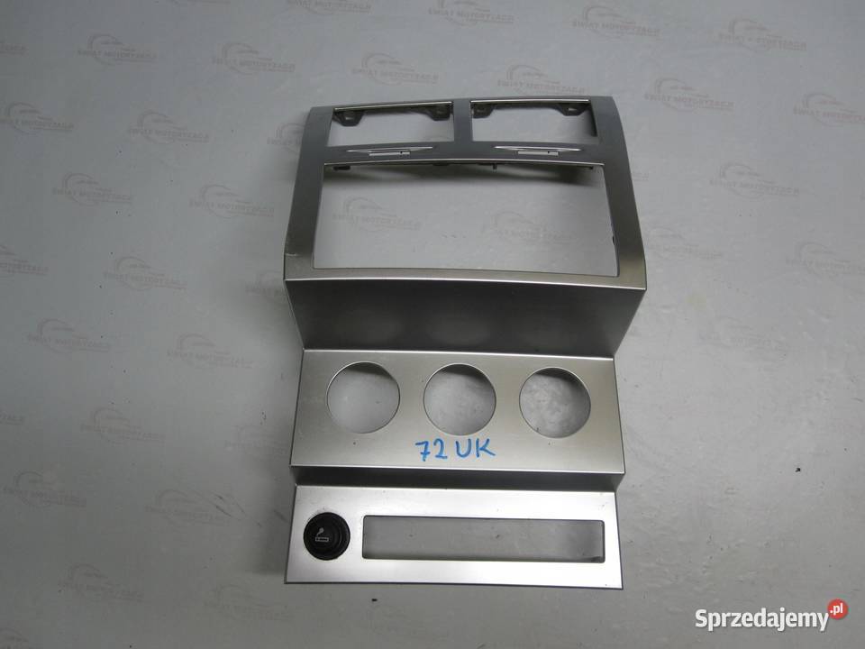 DODGE NITRO 08r ramka panelu środkowego 1559526 Deski rozdzielcze, konsole świętokrzyskie