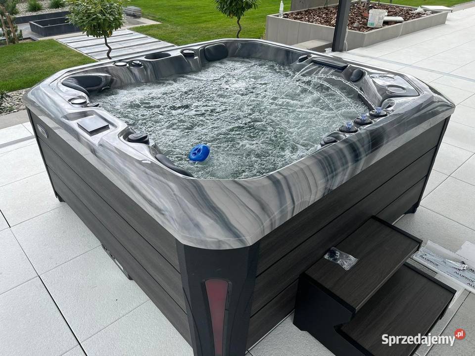 Eneregooszczędne jacuzzi Kenya 5os 2leżanki