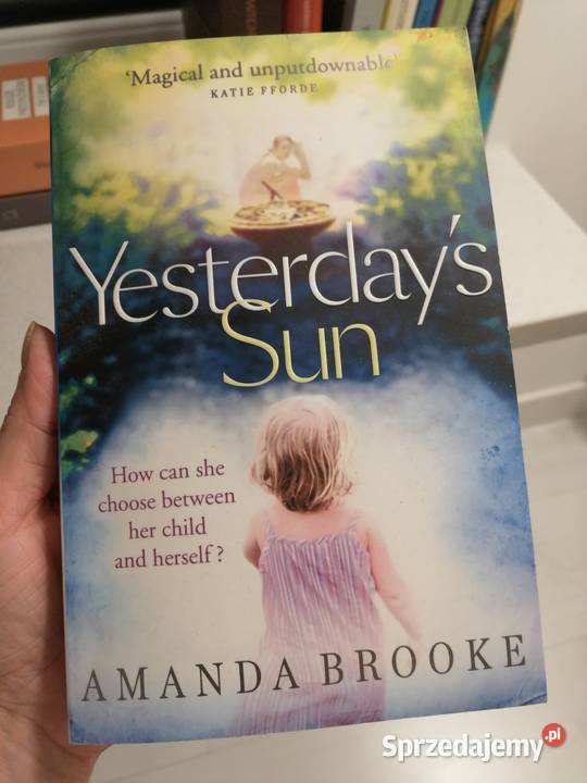 Amanda Brooke - Yesterday's Sun, Książka po angielsku